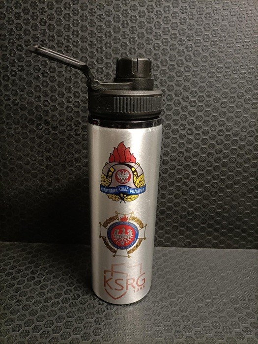 Bidon dowolna grafika