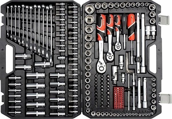 Zestaw-Kluczy-Nasadowych-Klucze-Nasadowe-YATO-216e Zestaw kluczy YATO 216 elementów