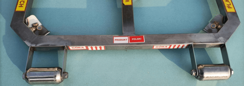 Platforma gaśnicza do samochodów elektrycznych