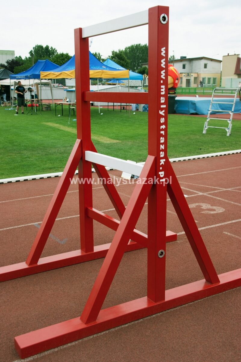 Drewniana drabiniasta ściana