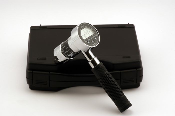 hit3_walizka_pl_5 Wilgotnościomierz do drewna HIT-3 z walizką